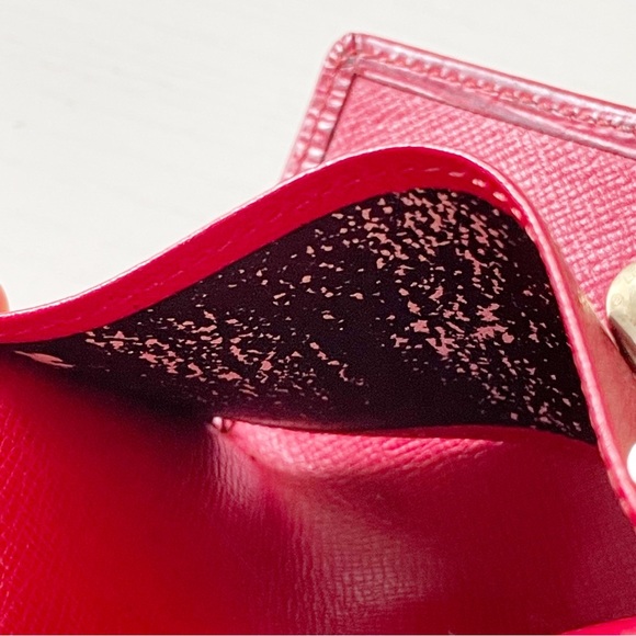 Louis Vuitton red epi leather 6 key ring case - Picture 9 of 12